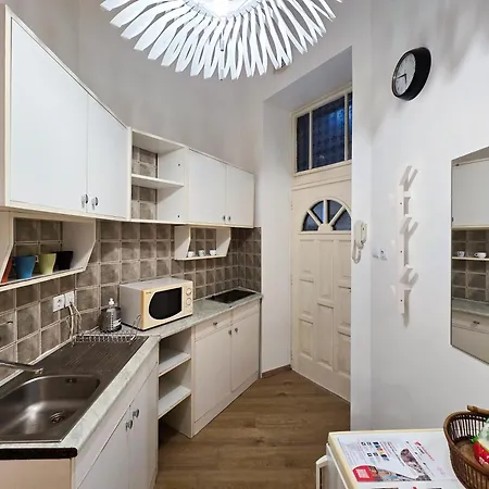 Mickey & Jerry Apartment *