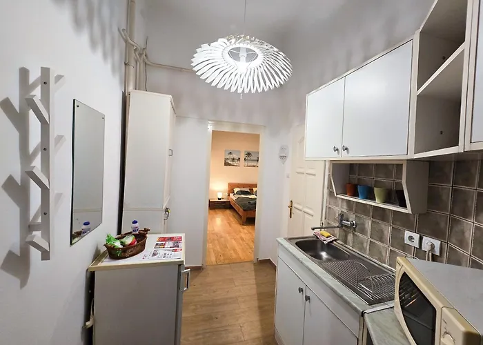 Mickey & Jerry Budapest